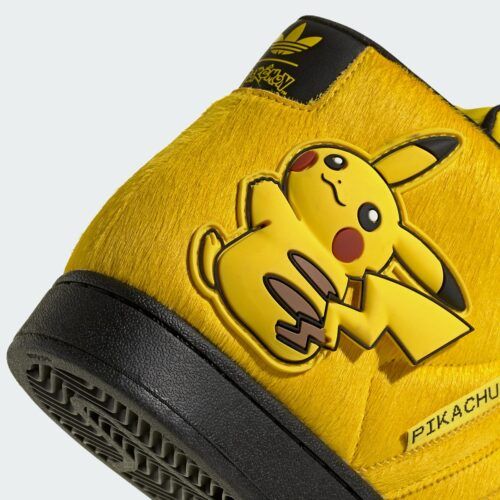 ピカチュウがアディダスの名作「スーパースター」に鎮座…!? ポケモンコラボ限定モデルと豪華アパレルから目が離せない