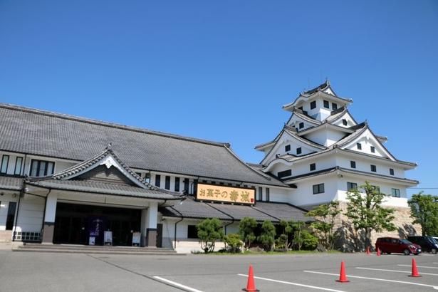 寿製菓が手掛ける「お菓子の壽城」