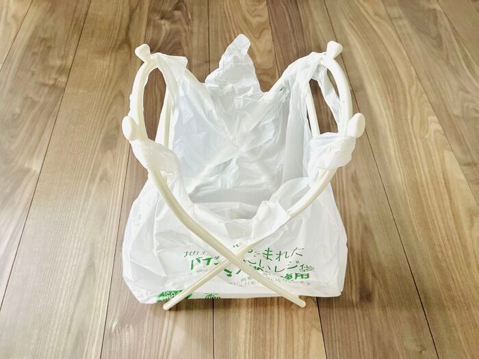 【キャンドゥ】レジ袋を再利用できる超便利なフレーム「3秒で組み立て完了」「何個でもほしい！」
