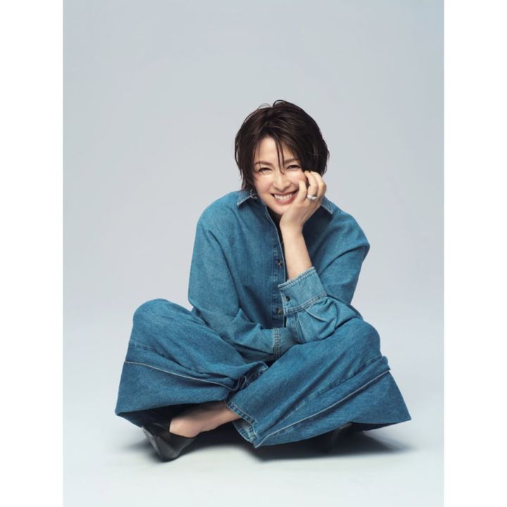 吉瀬美智子さんが着こなすロエベ