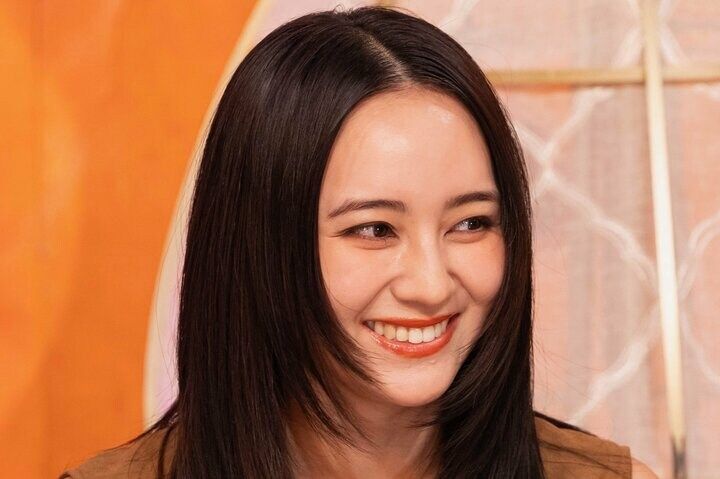 【写真・画像】「タンスの中を見てね」人気芸人を夫に持つ元アイドル、ヒモ男からの“98円の誕生日サプライズ”に涙した過去 1枚目