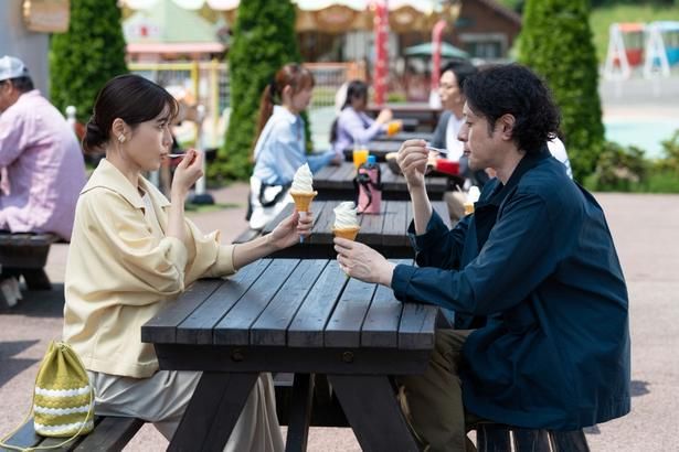6年に及ぶ村本との不倫は、どのような結末を迎えるのか…？ [c]2026 「さとこはいつも」製作委員会