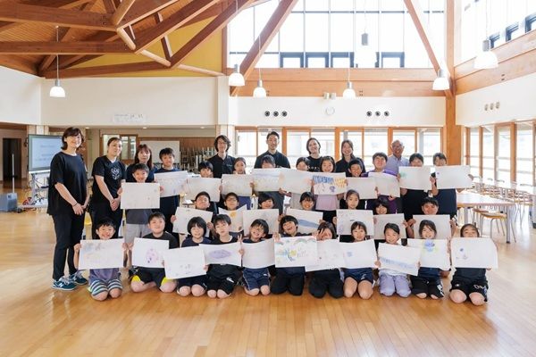 【青森県東通村】東通小学校で「香りの授業」をセントマティックが開催！ブルーベリーを使用
