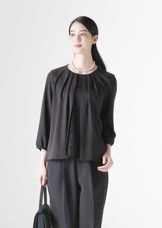 洋服の青山から気軽に着用できるフォーマルが登場！着心地が良く自宅での洗濯が可能