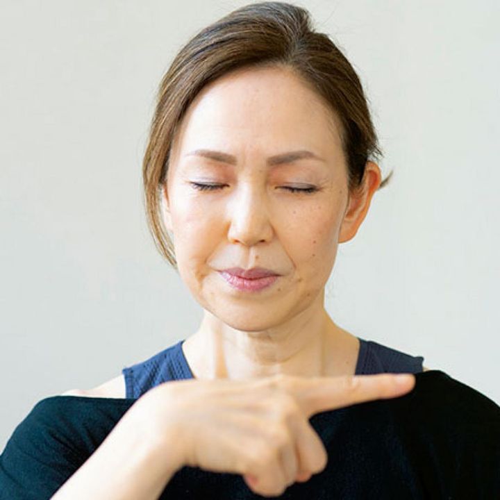 ６ 目の筋肉をまんべんなく動かすことで目のピント機能を回復できる