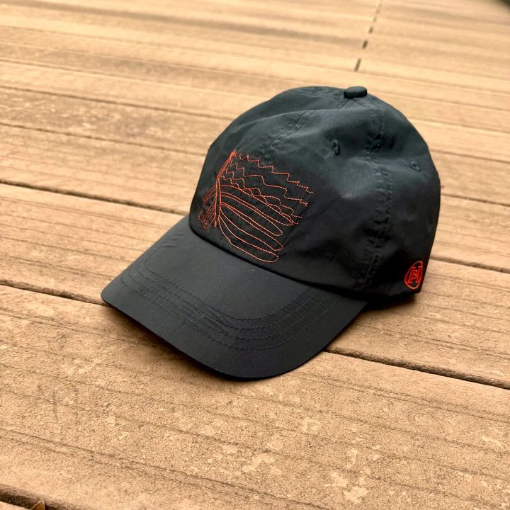 HERALBONY EMBROIDERY ART CAPの正面
