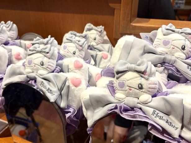 「ハローキティ カチューシャ」(3600円)