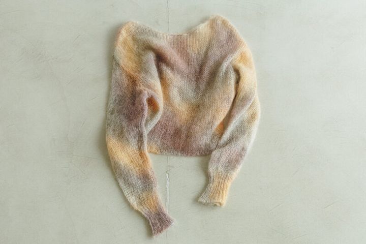 ミックスニット¥39,600 ／エンリカ