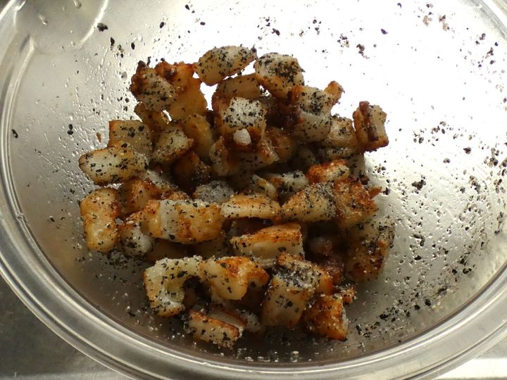 無限に食べられる！「レンコンのにんにくごま塩和え」