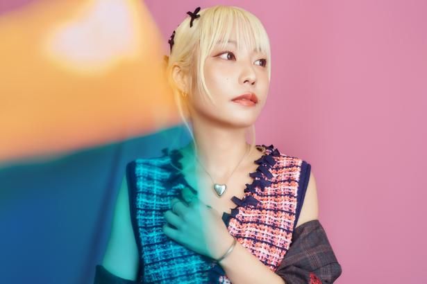 思うままに演じることを大切にしていると語る本渡 撮影/梁瀬玉実 ヘアメイク/横山雷志郎(Yolken)