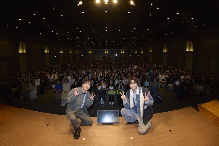 風間俊介＆庄司浩平『劇場版40までにしたい10のこと』ファンミーティングの様子 （C）マミタ・libre／2027「劇場版 40までにしたい10のこと」製作委員会 width=