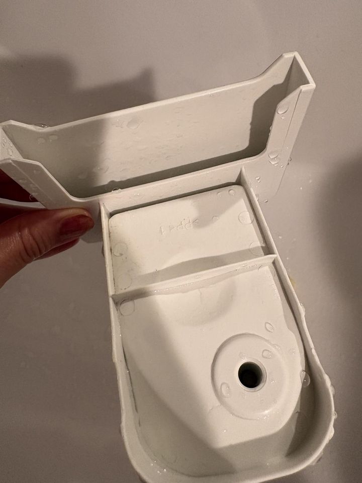 画像4: 洗剤投入口を外したら「こんなに汚れてた！」