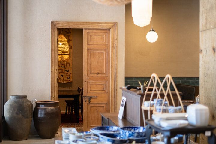 アジアを旅するように。食や台湾茶を楽しみ、ショップで宝探し♪ 日本橋兜町「CASICA KABUTOCHO」