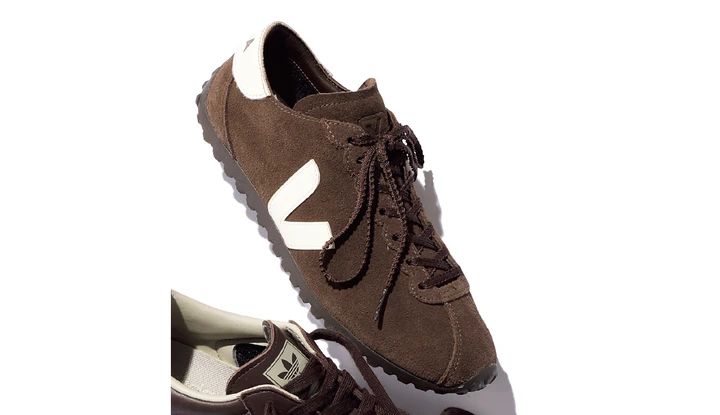 「CATEYESN W SUEDE」￥29150／セイヤナカムラツーポイントツーフォー（ヴェジャ）