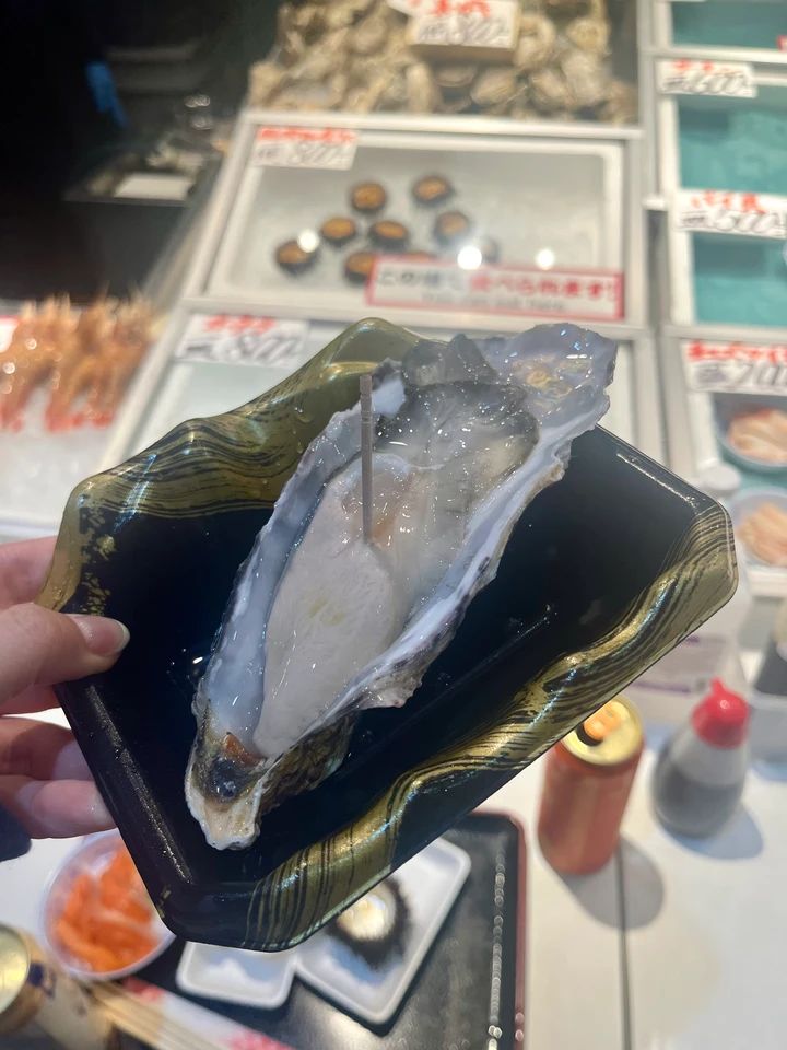 【金沢グルメ旅】近江町市場で海鮮を堪能！ひがし茶屋街で楽しむ金沢スイーツ_2