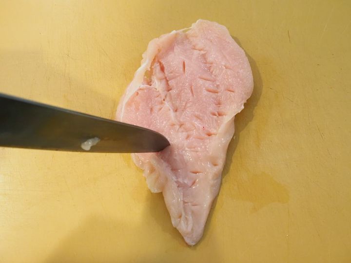 鶏むね肉の照り焼きチキンサンドイッチ