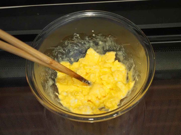 鶏むね肉の照り焼きチキンサンドイッチ