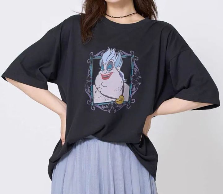 ユニセックスディズニーヴィランズバディTシャツ アースラ