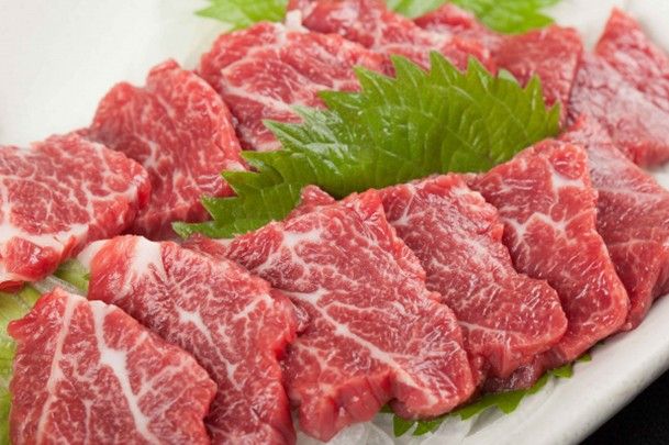 大丸福岡天神店「うまいもの大会」中トロ馬刺し