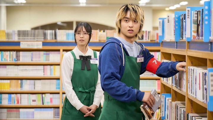 夜ドラ「税金で買った本」第18回より ©️NHK