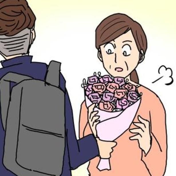 卒業式を終えた息子が花束を手に帰宅した。貰ったものかと思いきや…!? 画像提供：津夏なつな(@tunatu727)
