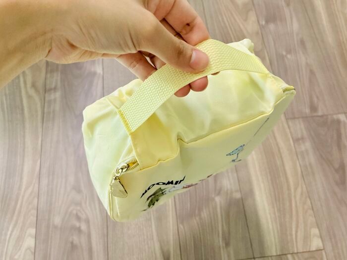 【50代・60代】持ち手つきで軽量♪ムーミンのポーチ2点セットを〈付録〉でゲット。旅のお供にもおすすめです