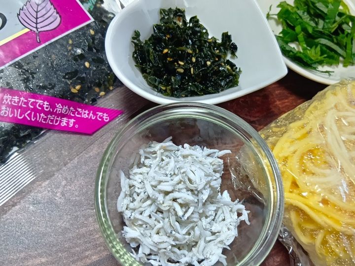 数分で完成！チャチャッと簡単！しそわかめとしらすのポン酢スパゲッティ