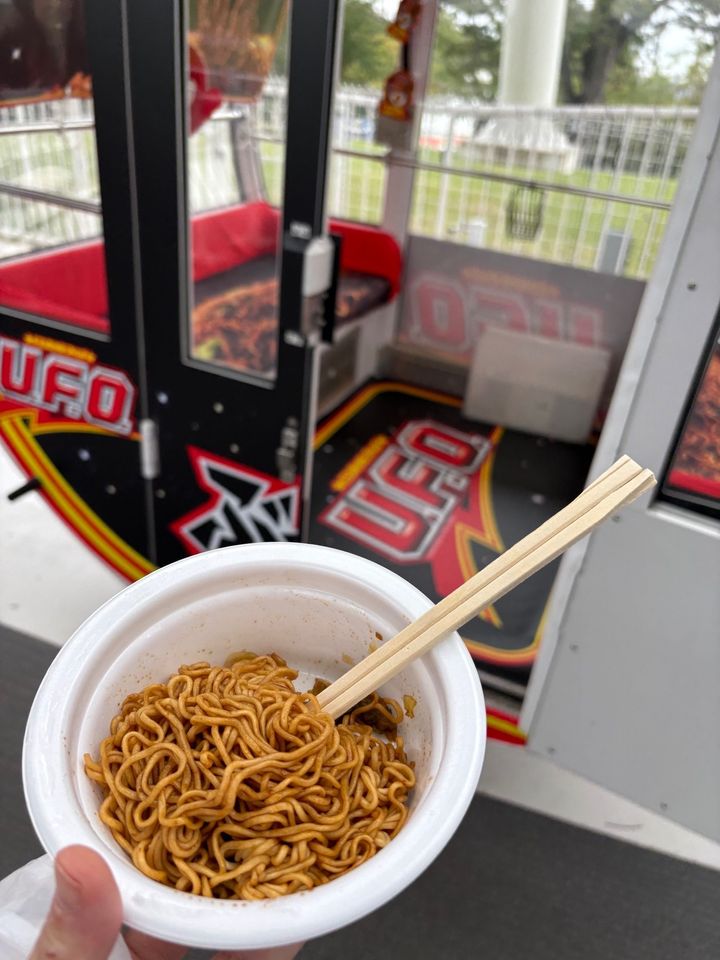 【よみうりランドで5日間限定】日清焼そばU.F.O.ソース観覧車