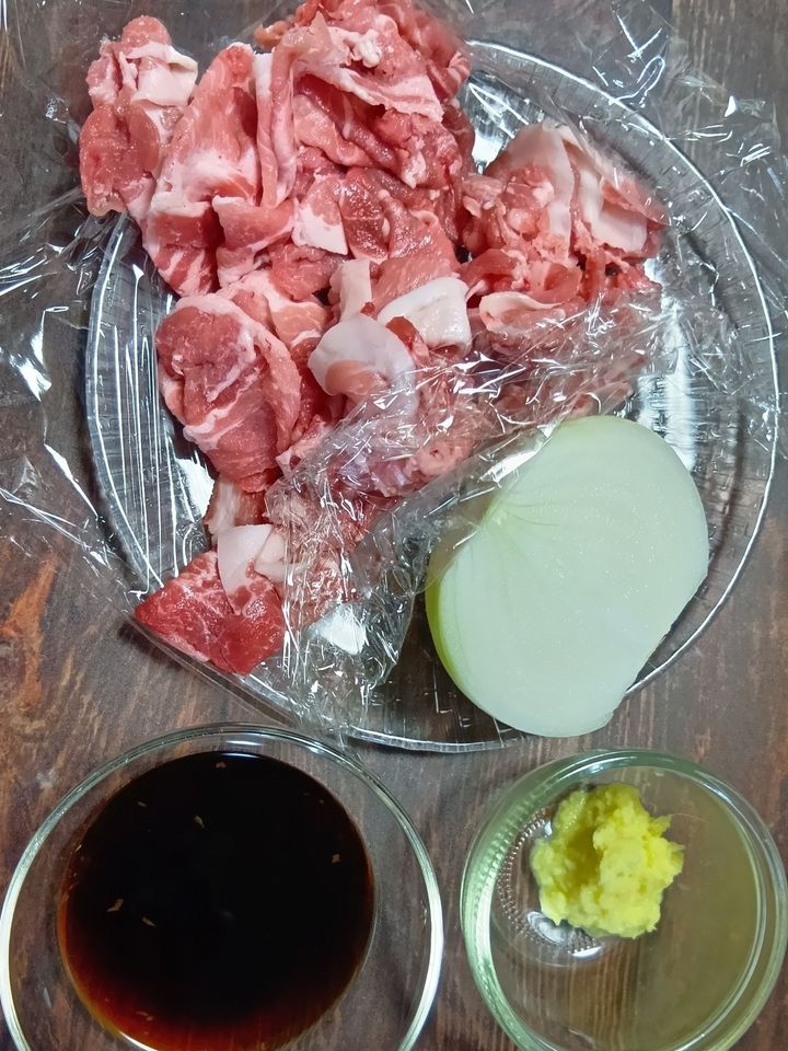 子どもが喜ぶ！ササッと作れる！玉ねぎ入り豚の生姜焼きで作る、わが家の生姜焼きスパゲッティ
