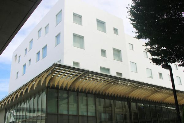【東京都練馬区】武蔵大学が「秋のライトアップイベント」を開催！“隈研吾×上野精養軒”学食開放も