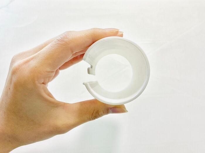 【セリア】もっと昔から欲しかったヤツ！！手でスライドさせるだけで…真っすぐスパッと機械なみの仕上がり♪
