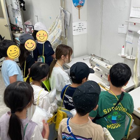 【東京都大田区】富士ベッド工業が、近隣の小学校の子どもたちに「枕の社会科見学」を実施
