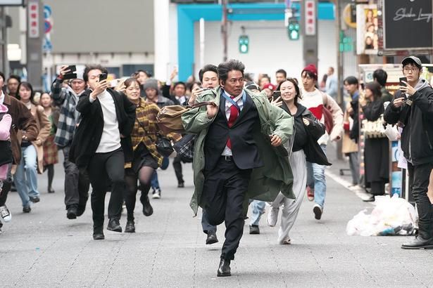 【写真を見る】『踊る大捜査線 N.E.W. メトロポリスを駆け抜けろ！』では捜査一課に着任！青島俊作の信念を台詞と共に振り返る [c]2026フジテレビジョン BSフジ ビー・エー・シー