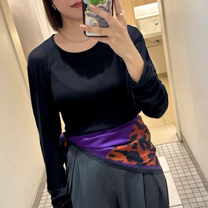 【元アパレル販売員が伝授！】秋のコーデに取り入れたい♡初心者向けスカーフの巻き方5選_14