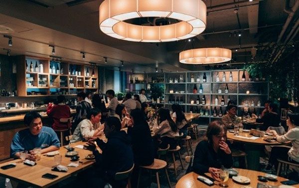 日本橋兜町・茅場町で“はしご酒”を楽しむ「兜町夜市」開催！秋の夜長を彩る音楽＆食