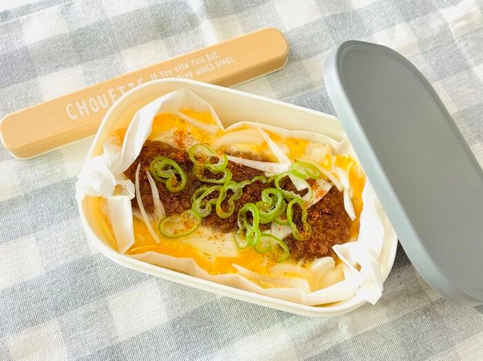 【5分で完成】失敗しない『ソースとんかつの卵とじ』がお弁当にぴったりすぎる！