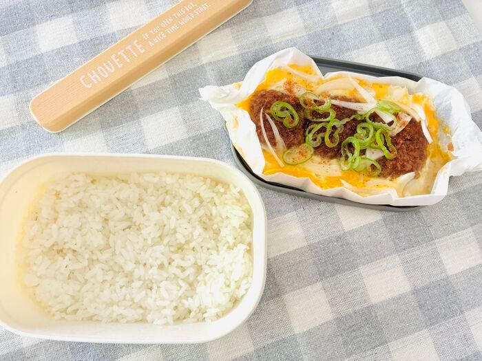 【5分で完成】失敗しない『ソースとんかつの卵とじ』がお弁当にぴったりすぎる！