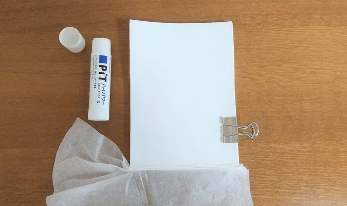 まさかの〈裏紙×ティッシュ〉で完成！あの“ペリペリめくれるメモ帳”が家にあるもので再現できる！？