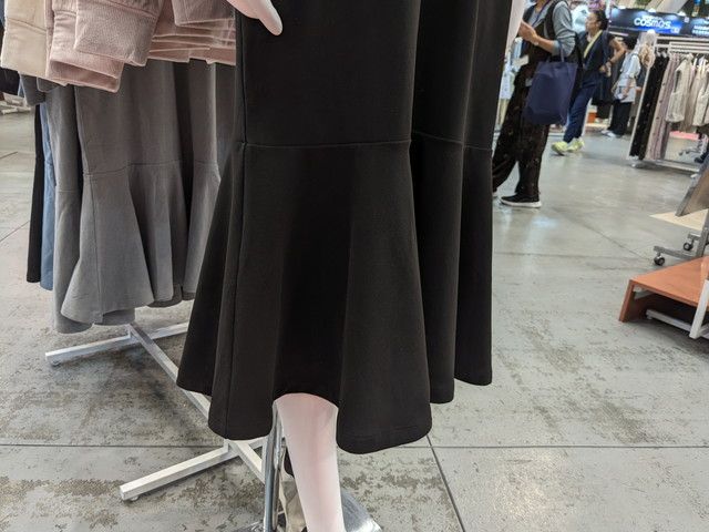 ワンピースの裾