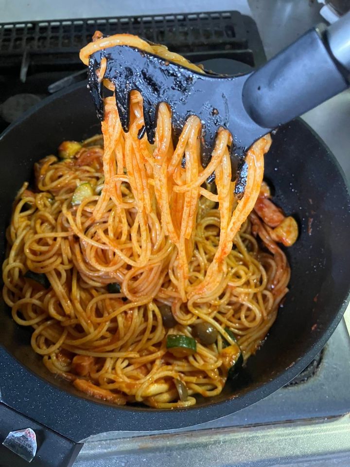 セリア：麺トング