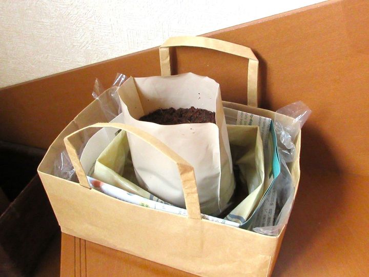 ダイソー330円／買ってみた！まいてみた！ダメもとで挑戦してみます