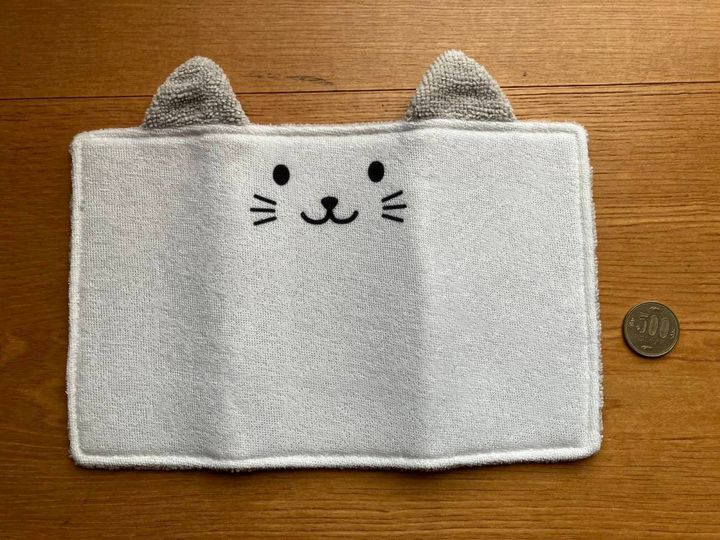 セリア：マイクロファイバークロス ねこみみ