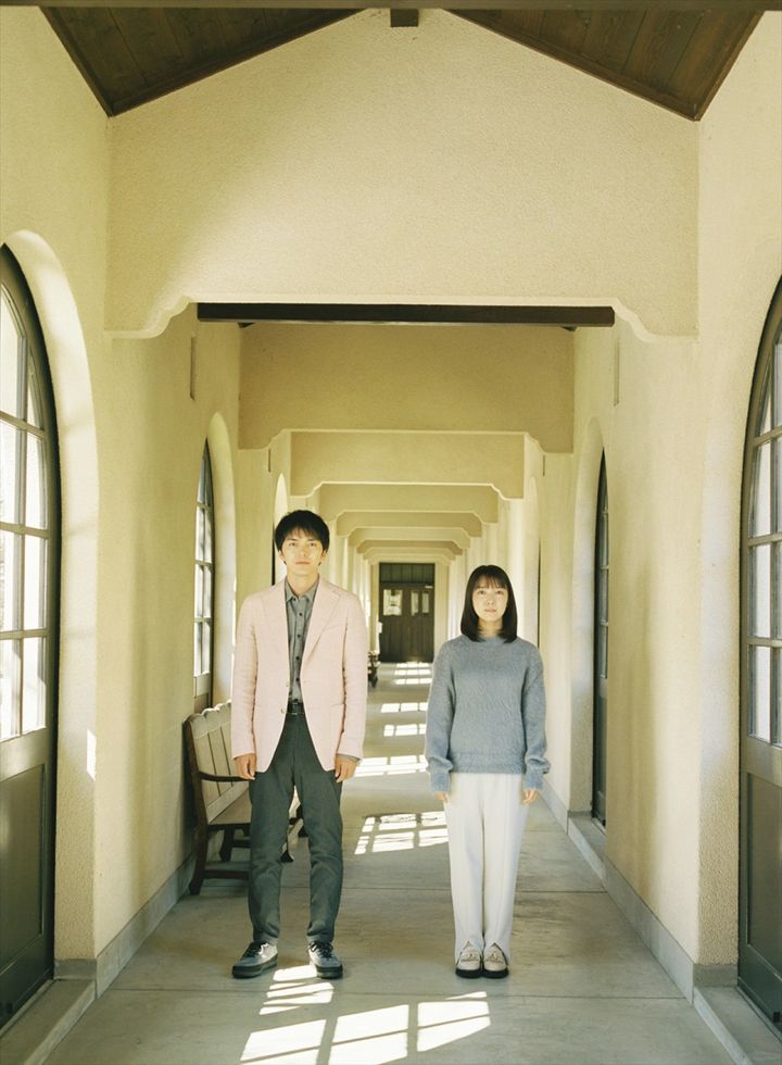 映画『モネ 時の海を渡った絵』ビジュアル （C）2027 TOEI width=