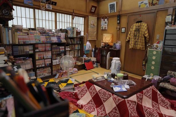 にかほ市総合福祉交流センター「スマイル」に復元された「京本家の廊下と部屋」