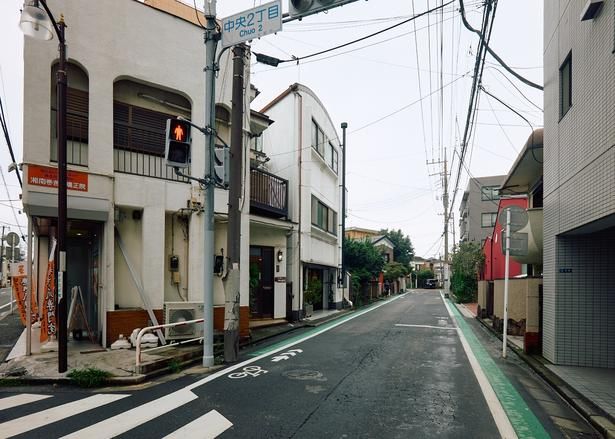 地域の日常に溶け込むように佇む人気ロースター