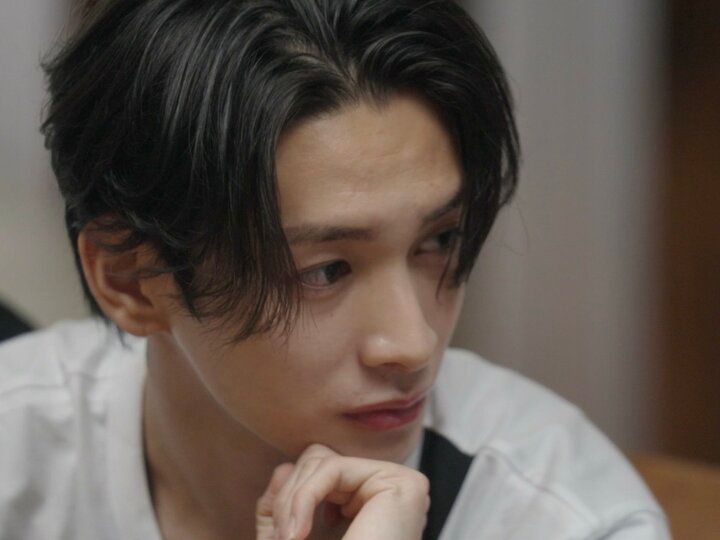 顔面国宝と話題の若手俳優、紅白出場アーティストに猛アプローチ「もっと近づこうや」