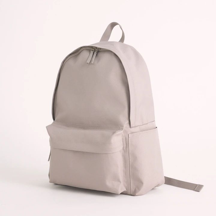 「無印良品」の撥水リュック ￥3990