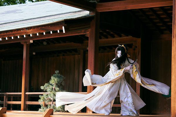 歌舞伎とストリートダンスを身体の中で重ねた新しい舞、「染舞(SEMBU)」が本格始動