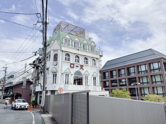  (319173)
