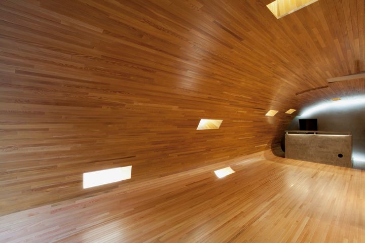 A.P.C. HARAJUKU UNDERGROUNDの店内